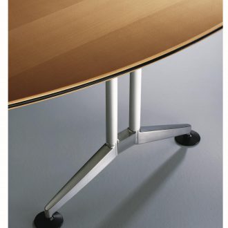 LOGON TABLES by Wilkhahn 005